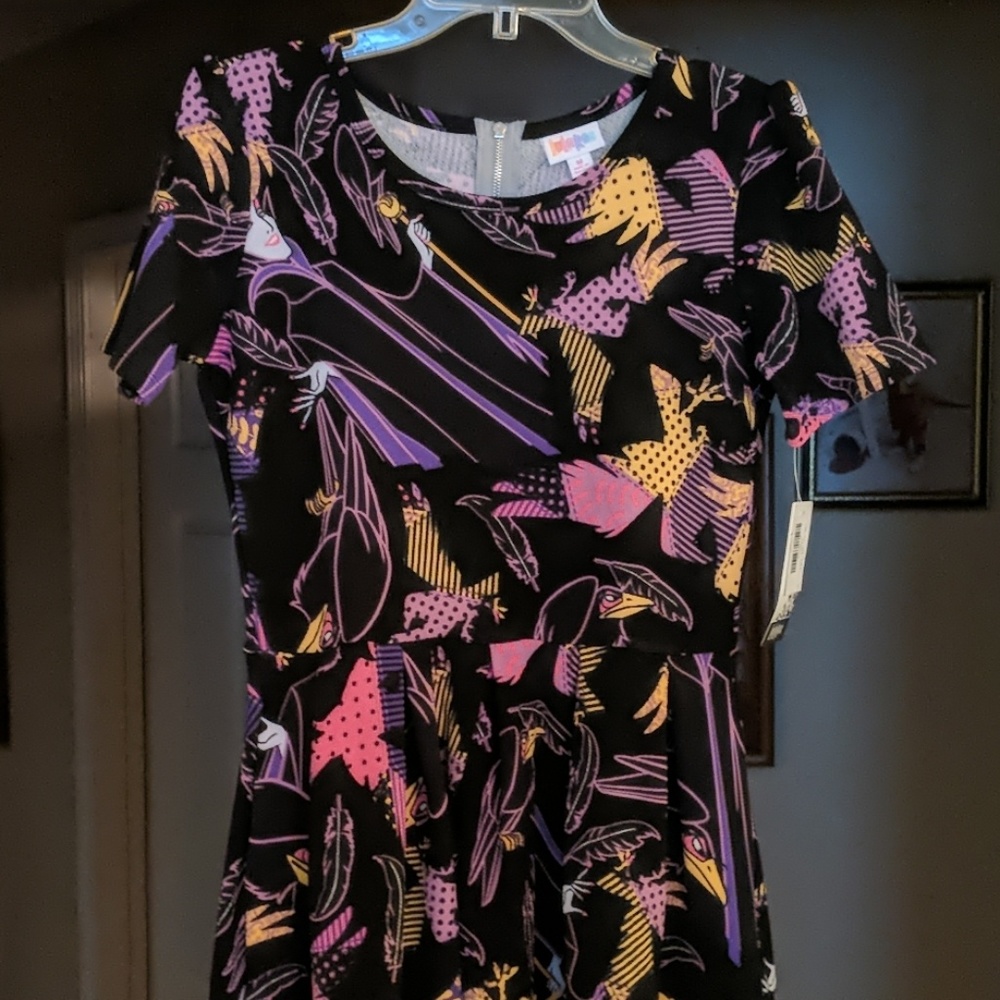 Maleficent LuLaRoe Amelia for Halloween.